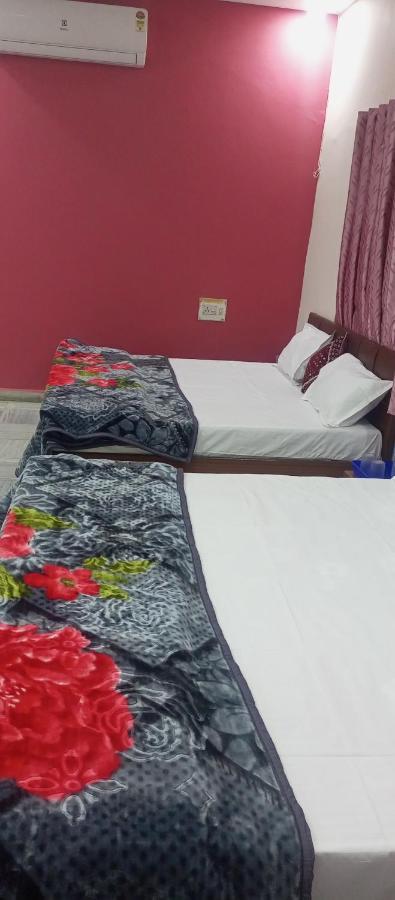 ウッジャイン Aashirwad Residency Bed & Breakfast エクステリア 写真