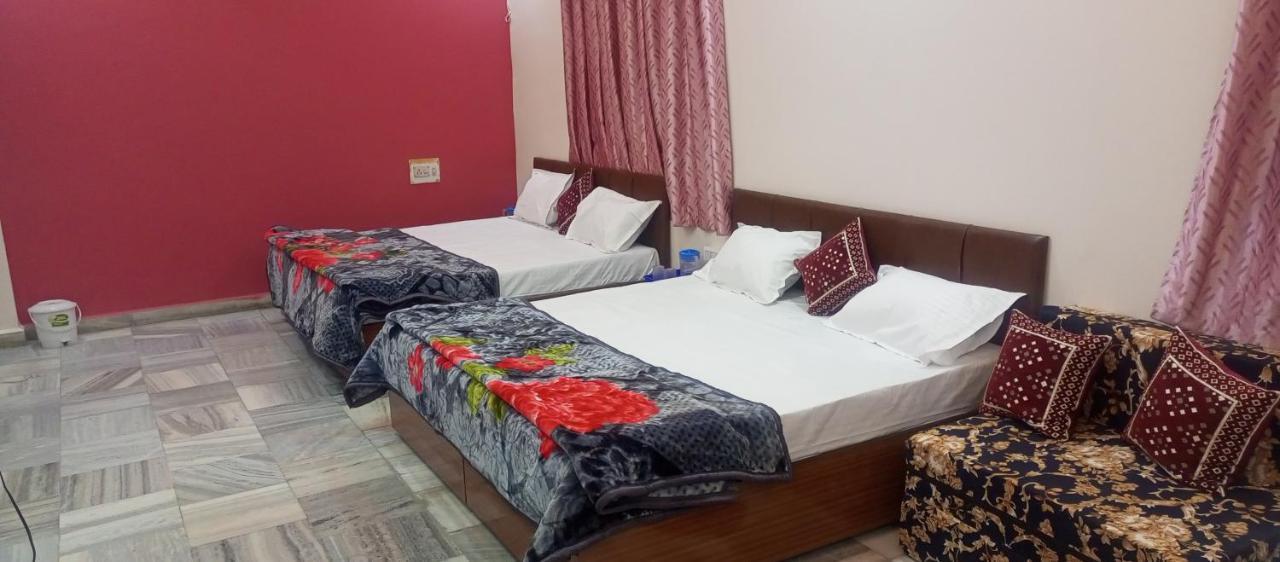 ウッジャイン Aashirwad Residency Bed & Breakfast エクステリア 写真