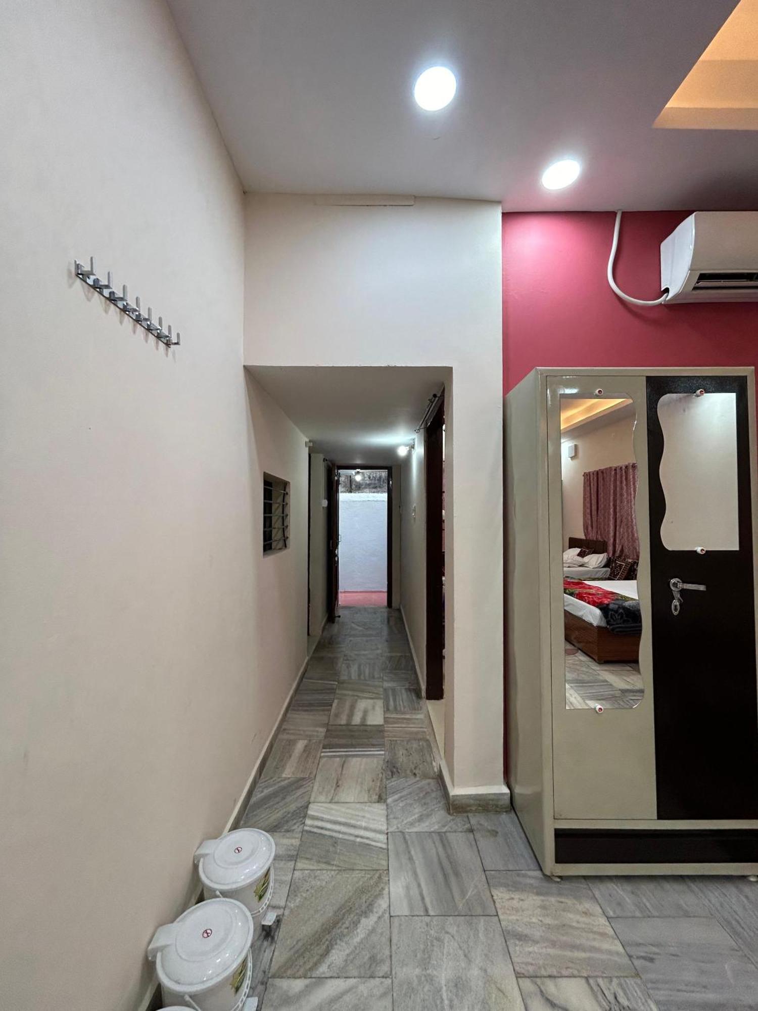 ウッジャイン Aashirwad Residency Bed & Breakfast エクステリア 写真